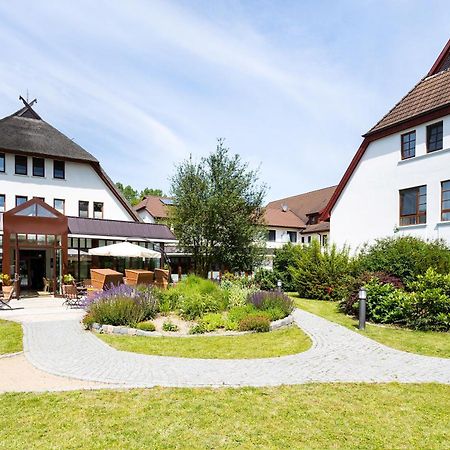 Ringhotel Warnemuender Hof Росток Екстериор снимка