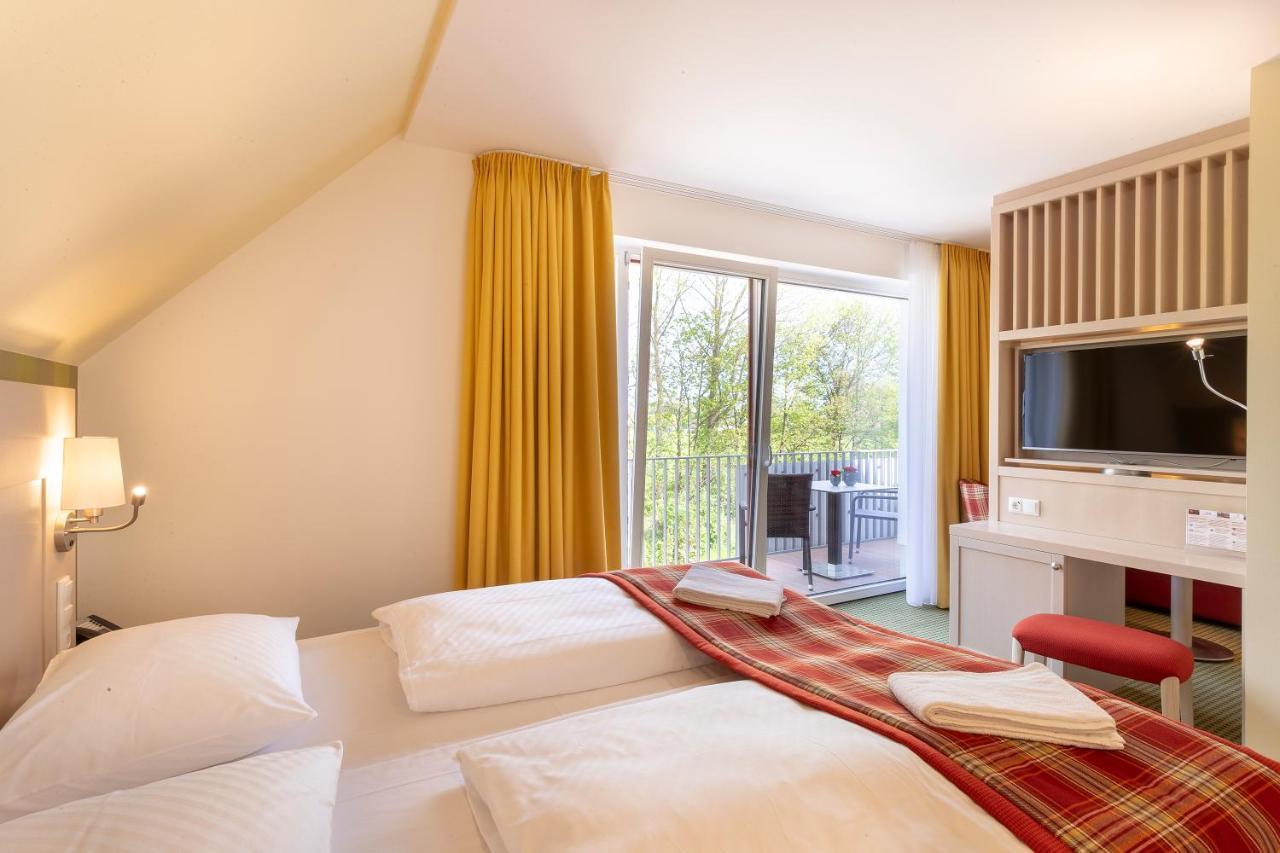 Ringhotel Warnemuender Hof Росток Екстериор снимка
