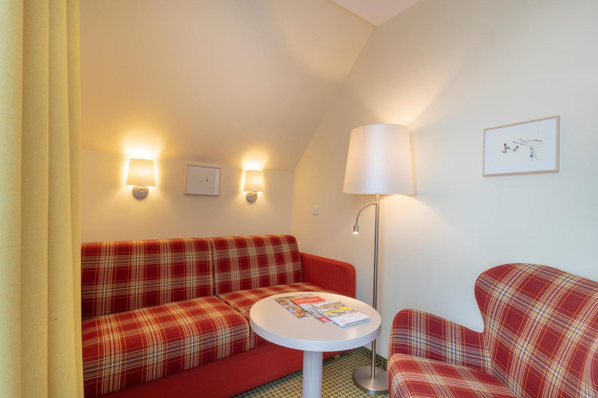 Ringhotel Warnemuender Hof Росток Екстериор снимка